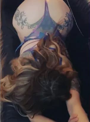 Khloe — photo 9