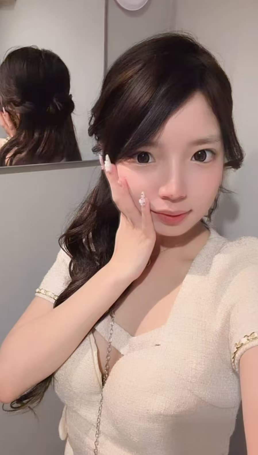Momoka — photo 2