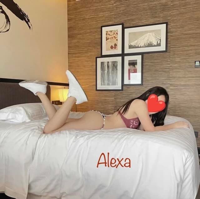 Alexa — photo 2