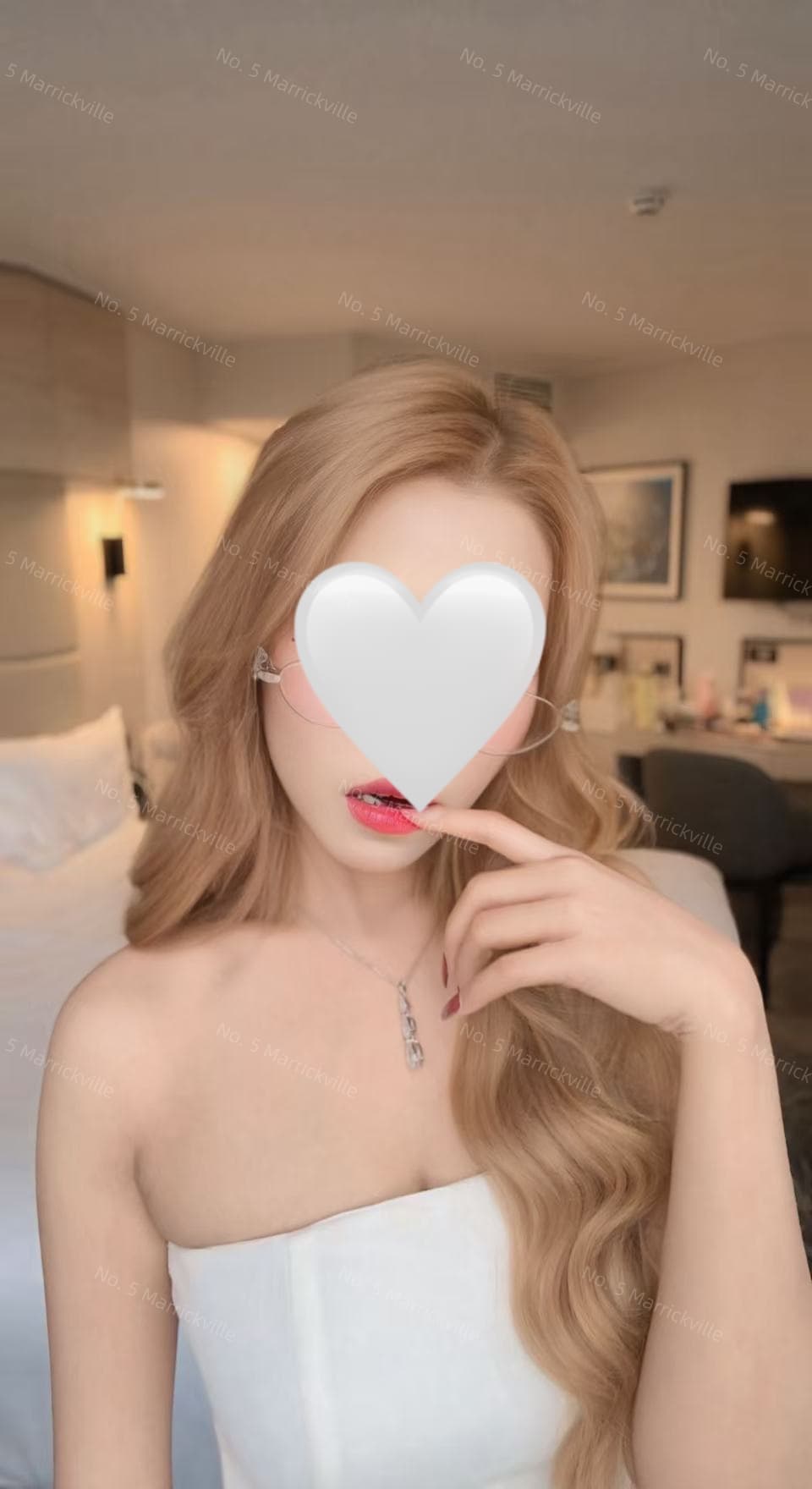 Celine — photo 2